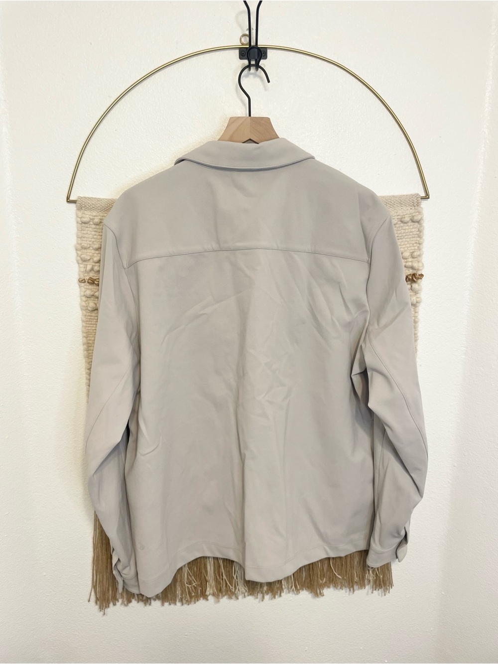 Lululemon Men’s Sojourn Shacket Size L Light Gray - Picture 6 of 7
